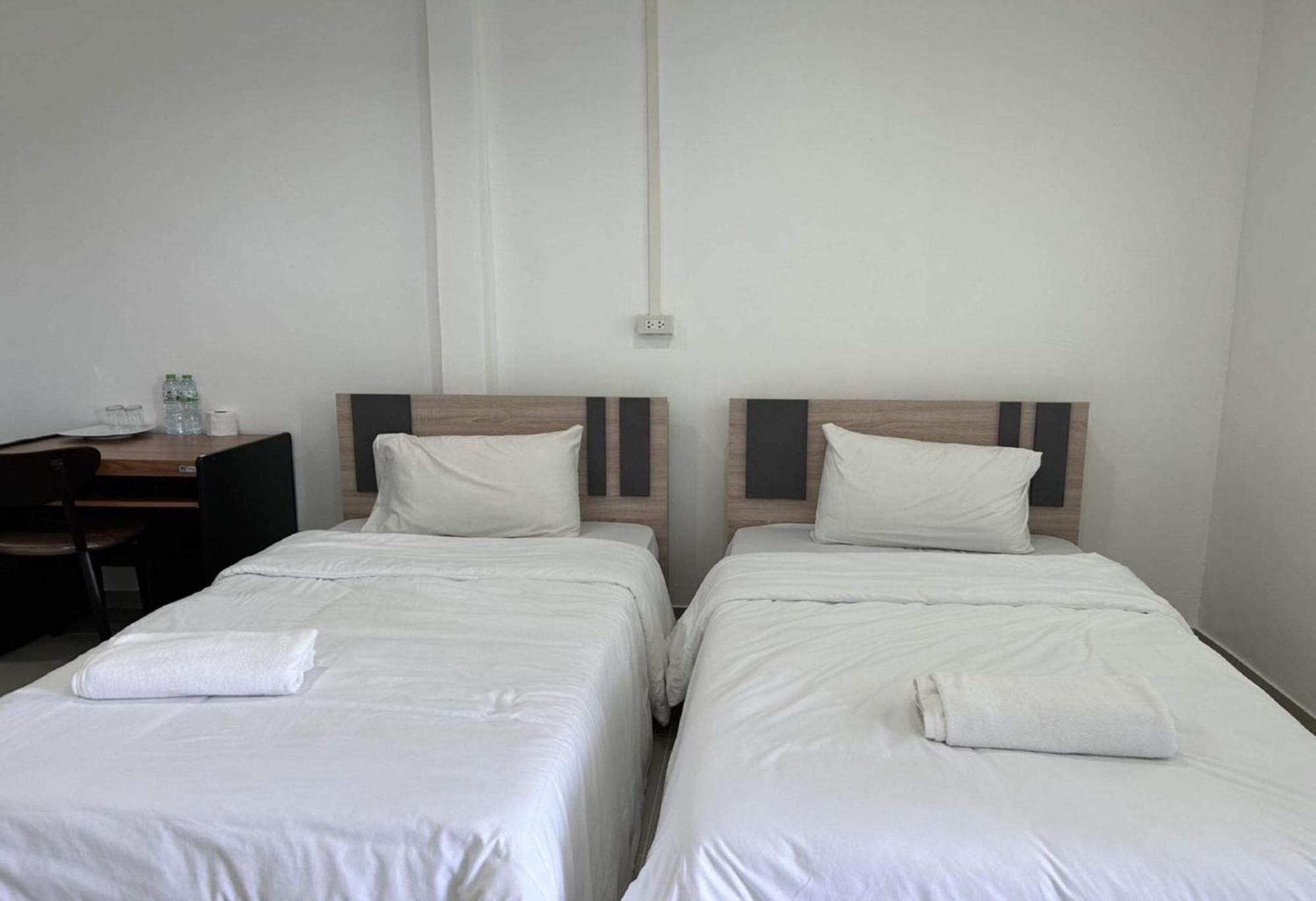 Collection O To The Sea Resort Thailand Na Chom Thian Exterior foto