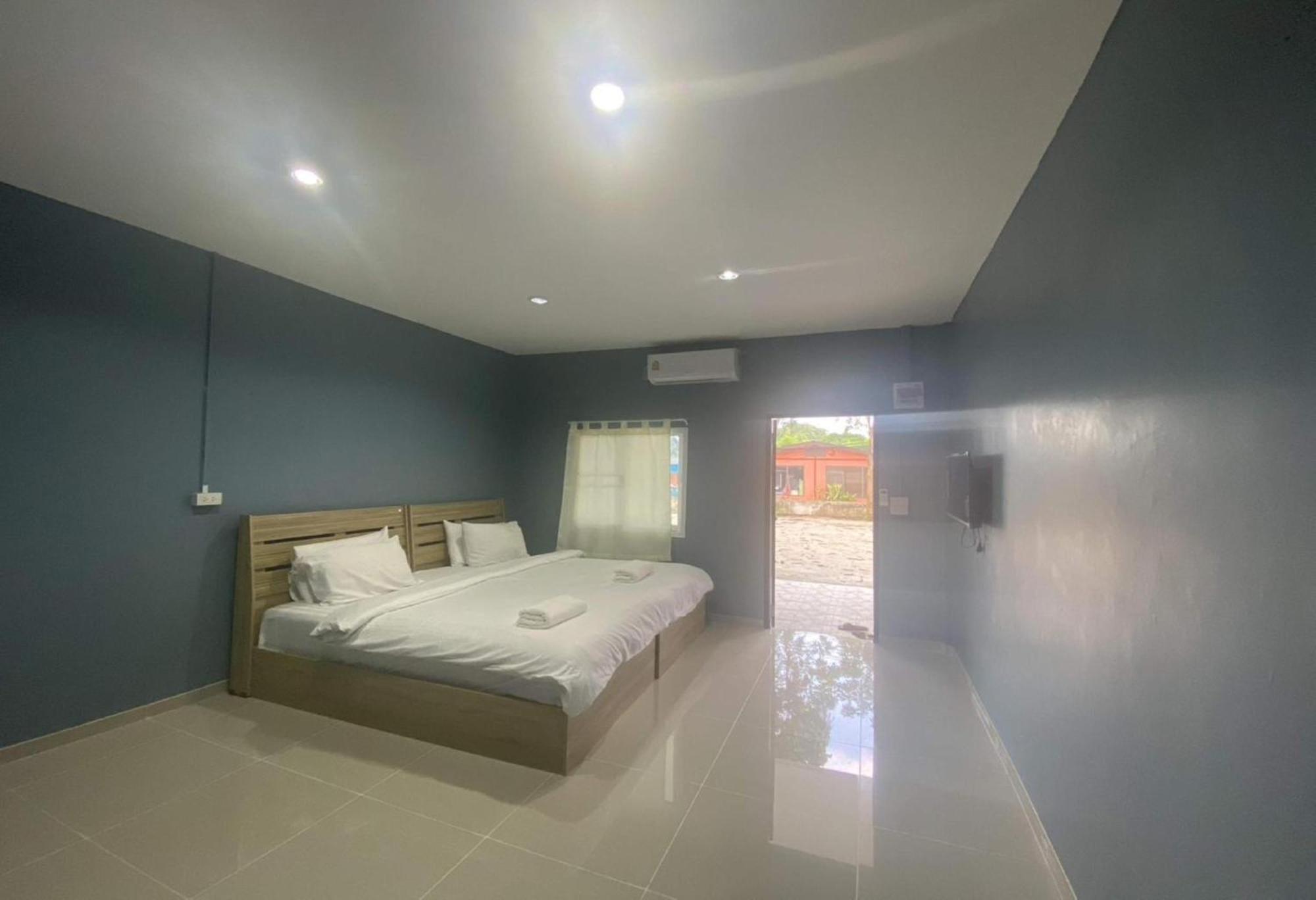Collection O To The Sea Resort Thailand Na Chom Thian Exterior foto