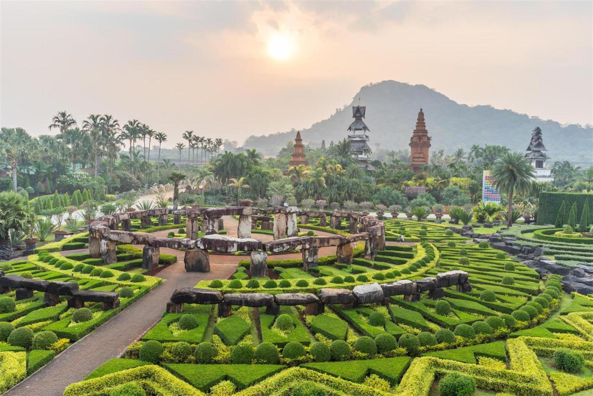 Collection O To The Sea Resort Thailand Na Chom Thian Exterior foto